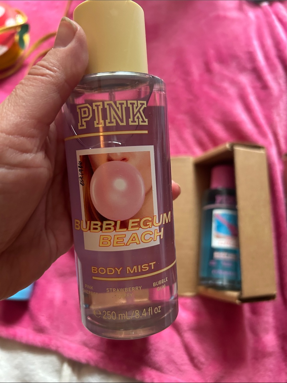 Bundle of Pink sprays and lotion - Picture 6 of 6